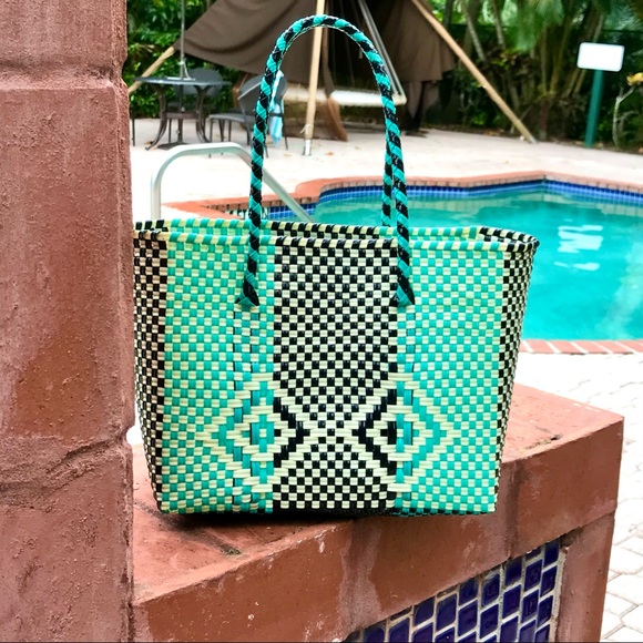 NWOT HANDWOVEN AND SUSTAINABLE MEDIUM TURQUOISE, BLACK & CREAM TOTE BAG, MEXICAN - Picture 7 of 9